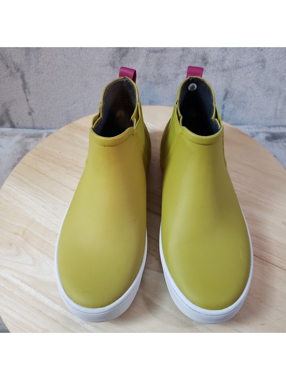 Bogs Chartreuse Chelsea Ankle Rain Boots Slip-On Round Toe Rubber Women’s Size 7 - Picture 6 of 9